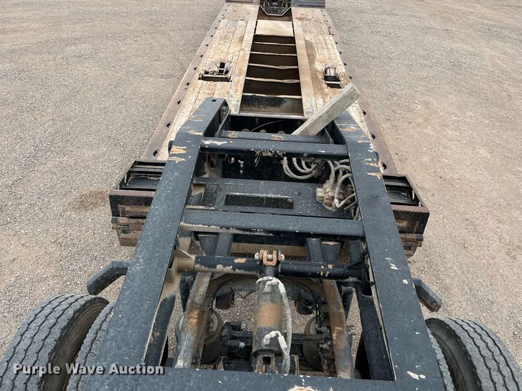 image for item EI0610 2015 XL Specialized XL 110 HDG lowboy equipment trailer