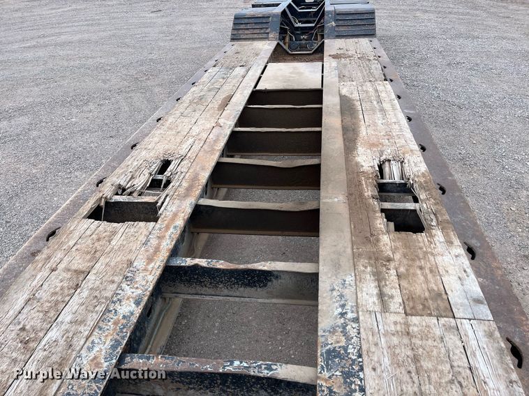 image for item EI0610 2015 XL Specialized XL 110 HDG lowboy equipment trailer