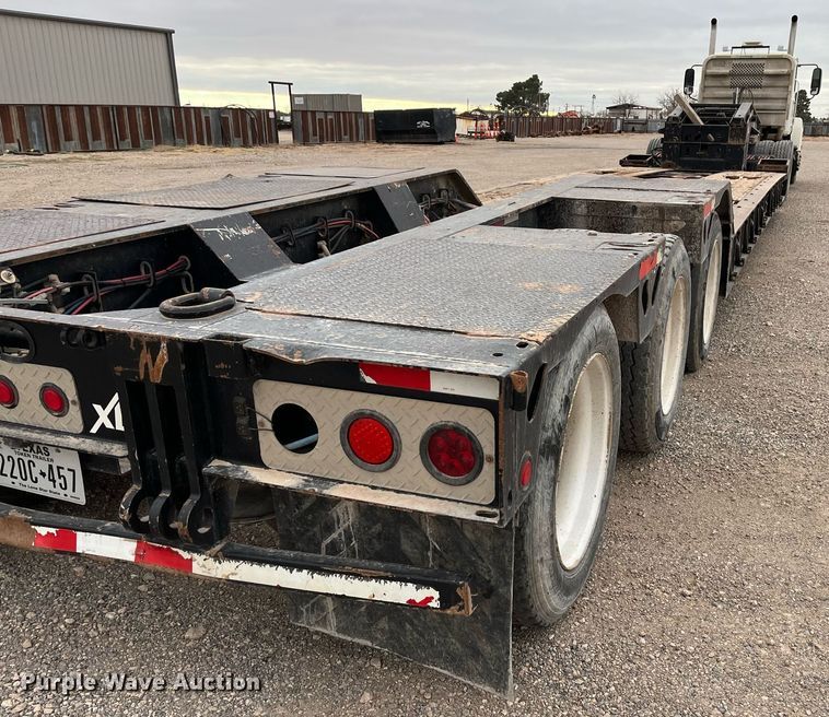 image for item EI0610 2015 XL Specialized XL 110 HDG lowboy equipment trailer
