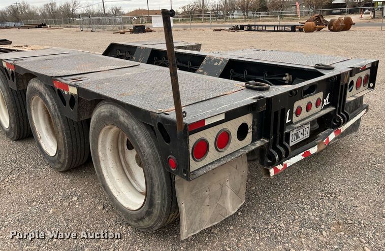 image for item EI0610 2015 XL Specialized XL 110 HDG lowboy equipment trailer