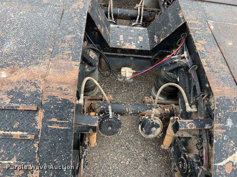 image for item EI0610 2015 XL Specialized XL 110 HDG lowboy equipment trailer