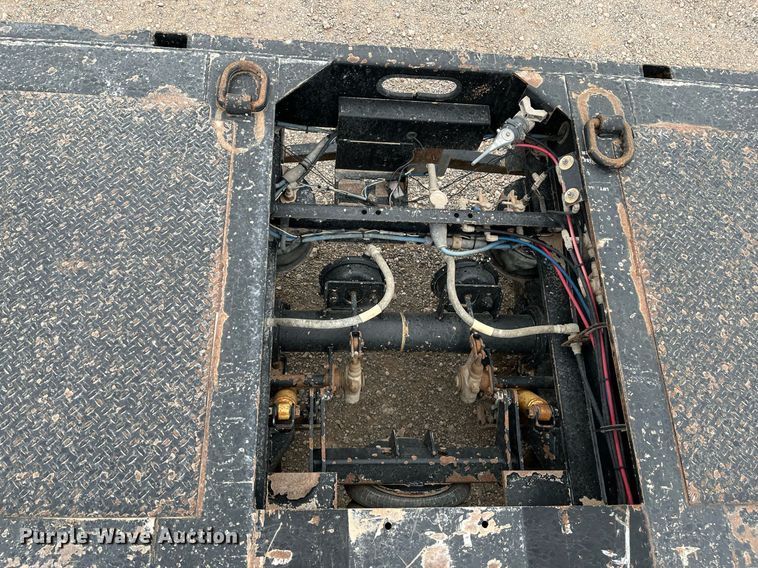 image for item EI0610 2015 XL Specialized XL 110 HDG lowboy equipment trailer