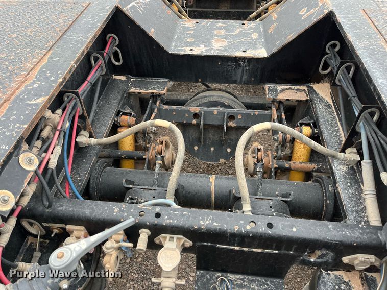 image for item EI0610 2015 XL Specialized XL 110 HDG lowboy equipment trailer