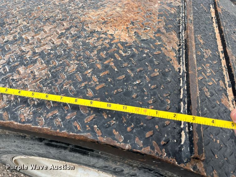 image for item EI0610 2015 XL Specialized XL 110 HDG lowboy equipment trailer