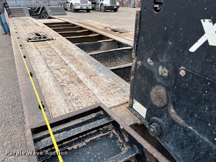 image for item EI0610 2015 XL Specialized XL 110 HDG lowboy equipment trailer