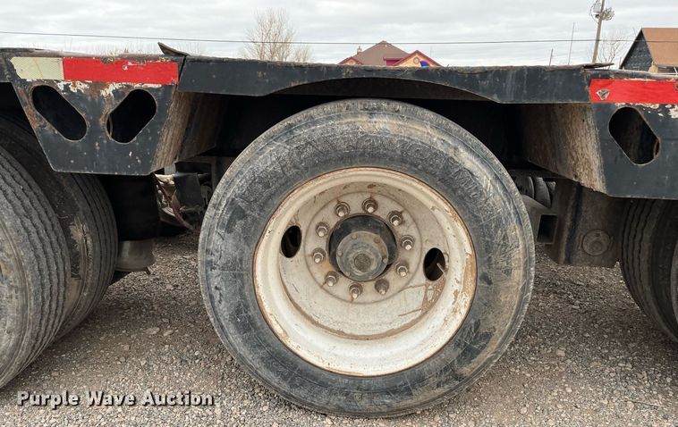 image for item EI0610 2015 XL Specialized XL 110 HDG lowboy equipment trailer