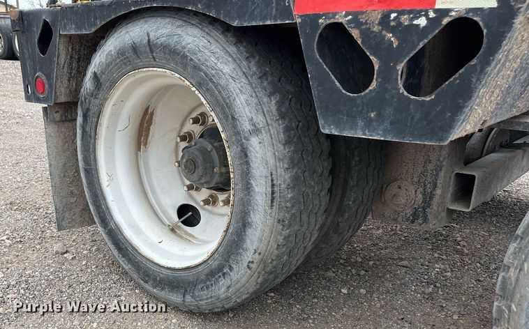 image for item EI0610 2015 XL Specialized XL 110 HDG lowboy equipment trailer