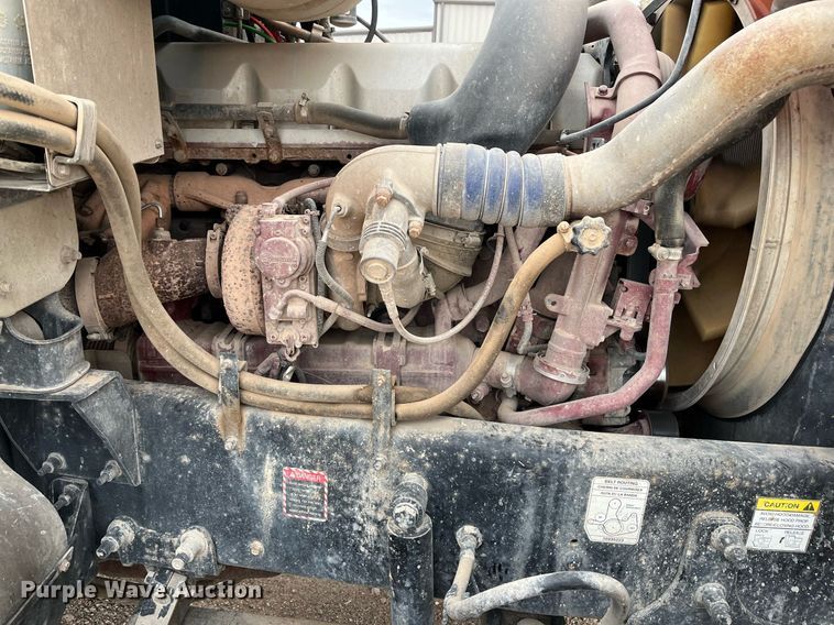 image for item EI0611 2012 Mack CHU613 semi truck