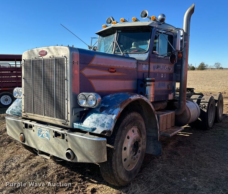 image for item EJ0172 1981 Peterbilt 359 semi truck
