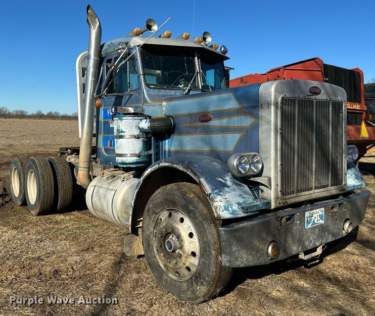 image for item EJ0172 1981 Peterbilt 359 semi truck