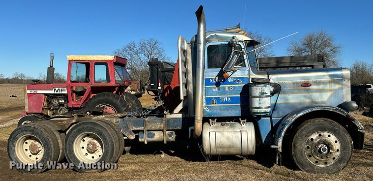 image for item EJ0172 1981 Peterbilt 359 semi truck