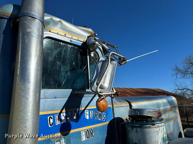 image for item EJ0172 1981 Peterbilt 359 semi truck