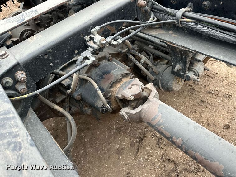 image for item EK9934 2005 Peterbilt 379 semi truck