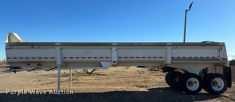 image for item GQ9226 2016 Clement Starlite end dump trailer