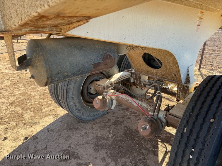 image for item GQ9226 2016 Clement Starlite end dump trailer