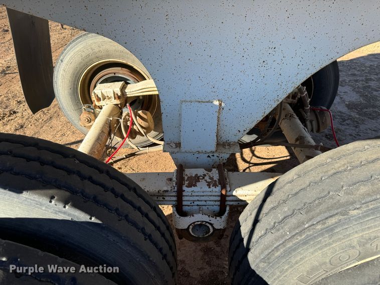 image for item GQ9226 2016 Clement Starlite end dump trailer