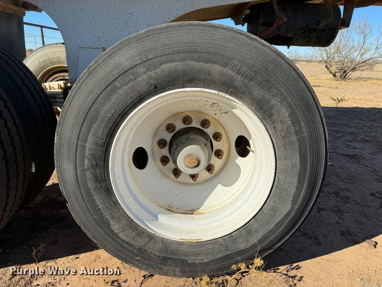 image for item GQ9226 2016 Clement Starlite end dump trailer