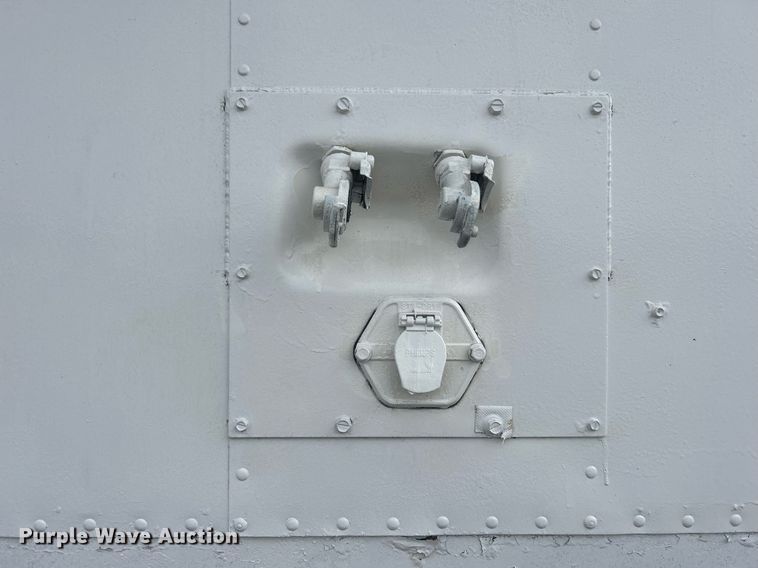 image for item KH9652 1983 Utility Trailer VS2DS dry van trailer