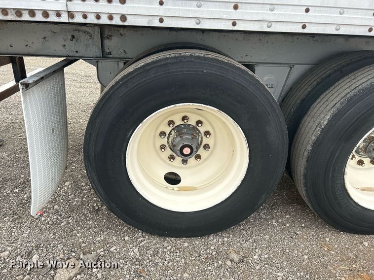 image for item KH9652 1983 Utility Trailer VS2DS dry van trailer