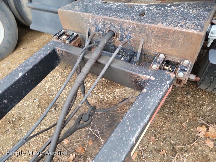 image for item KU9092 2003 Shop built end dump pup trailer