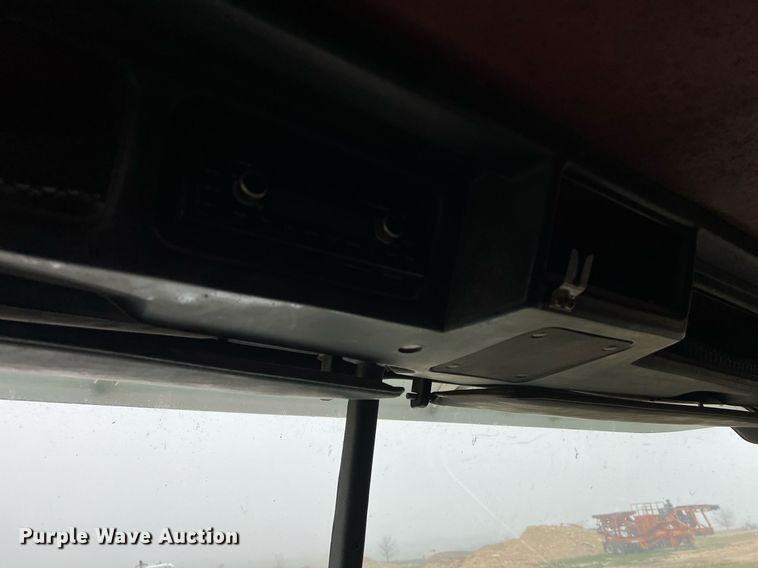 image for item KV9920 1994 White GMC semi truck