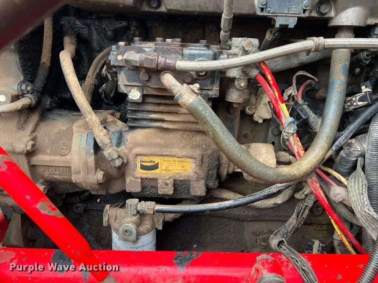 image for item KV9920 1994 White GMC semi truck