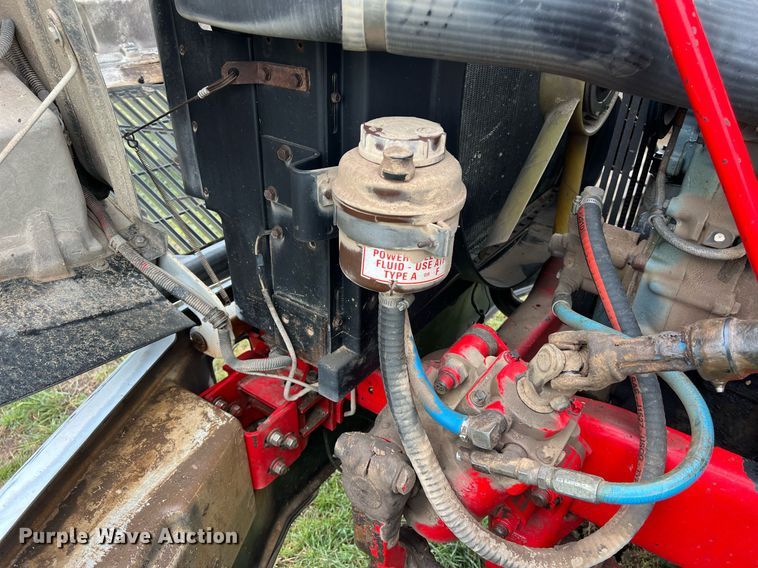 image for item KV9920 1994 White GMC semi truck