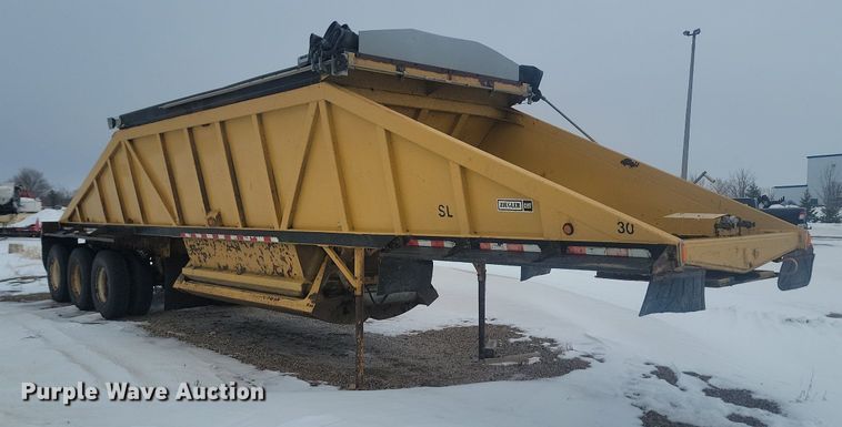 image for item LA9562 1997 Ranch Manufacturing bottom dump trailer