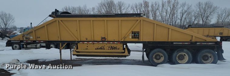 image for item LA9563 1997 Ranch Manufacturing bottom dump trailer