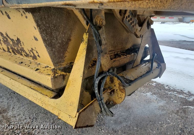 image for item LA9563 1997 Ranch Manufacturing bottom dump trailer