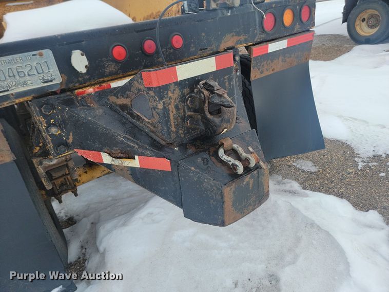 image for item LA9563 1997 Ranch Manufacturing bottom dump trailer