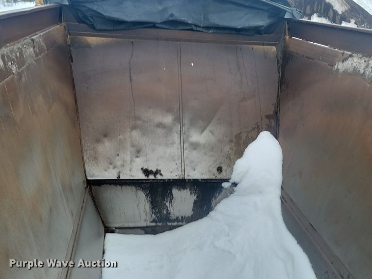 image for item LA9563 1997 Ranch Manufacturing bottom dump trailer