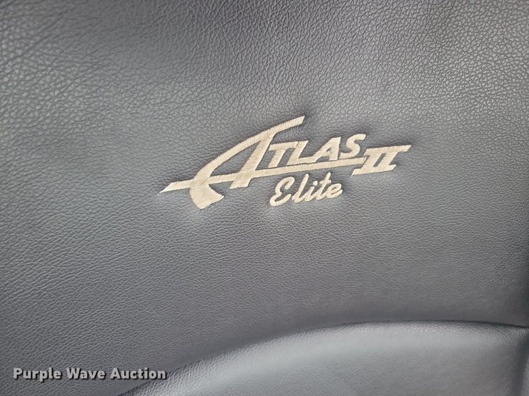 image for item LC9793 2005 Freightliner  FLD132 semi truck