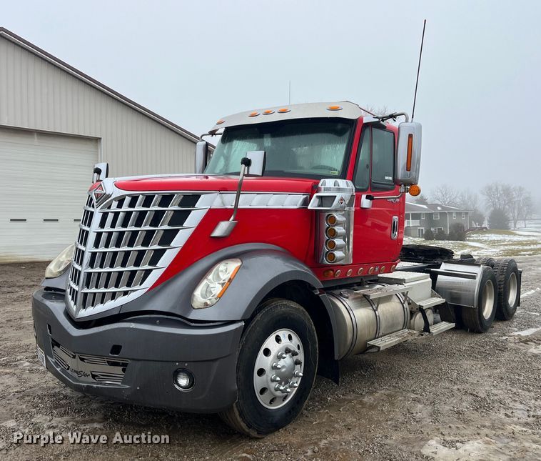 image for item LD9928 2010 International  Lonestar SFA  semi truck