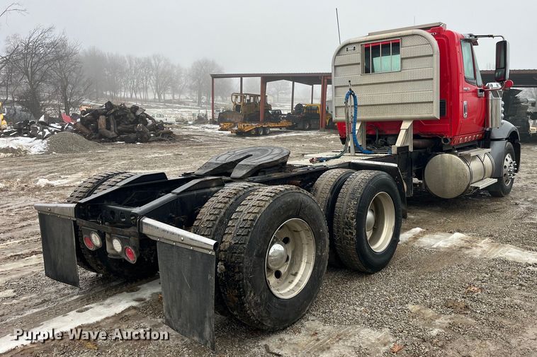 image for item LD9928 2010 International  Lonestar SFA  semi truck