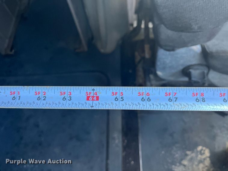 image for item LD9943 2007 International  9400i semi truck