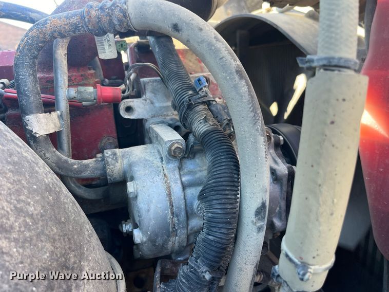 image for item LD9943 2007 International  9400i semi truck