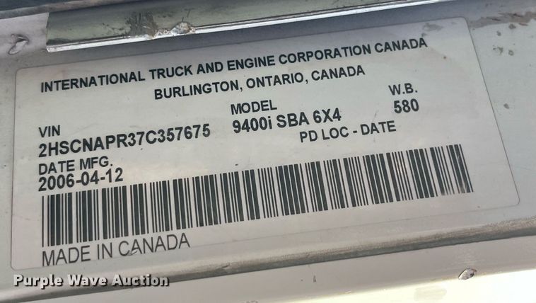 image for item LD9943 2007 International  9400i semi truck