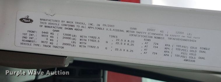 image for item LJ9447 2004 Mack CX613 semi truck