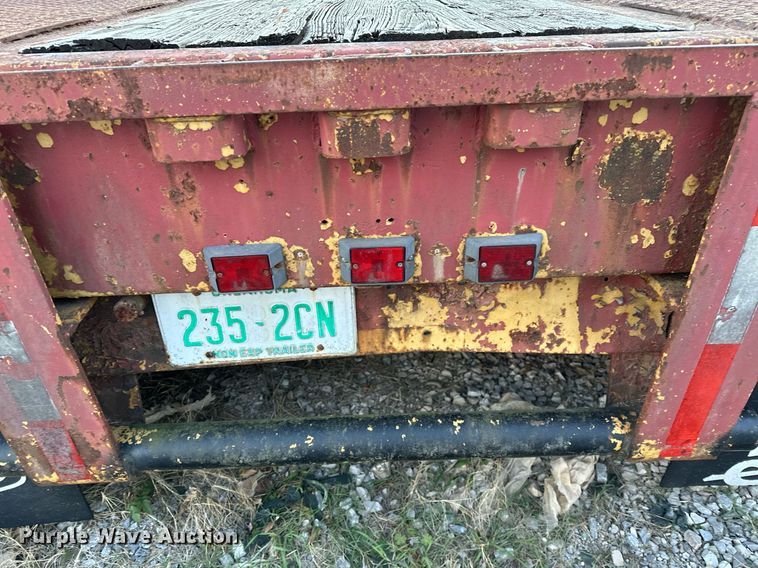 image for item LK9773 1978 Belshe T-10 drop deck trailer