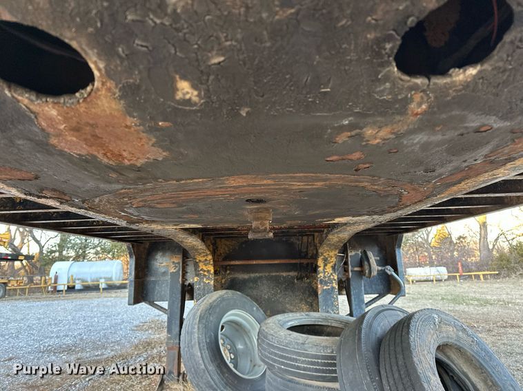 image for item LK9773 1978 Belshe T-10 drop deck trailer