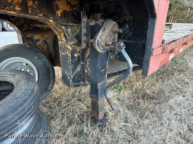 image for item LK9773 1978 Belshe T-10 drop deck trailer