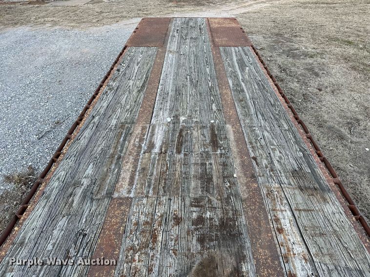 image for item LK9773 1978 Belshe T-10 drop deck trailer