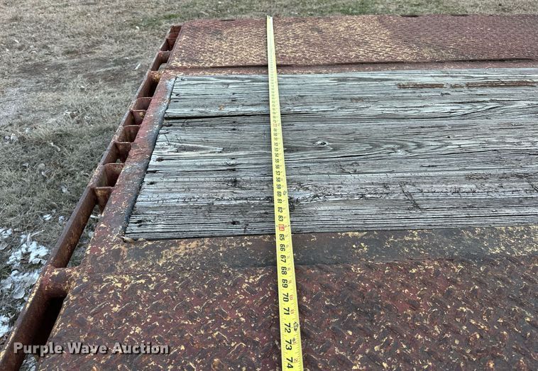 image for item LK9773 1978 Belshe T-10 drop deck trailer