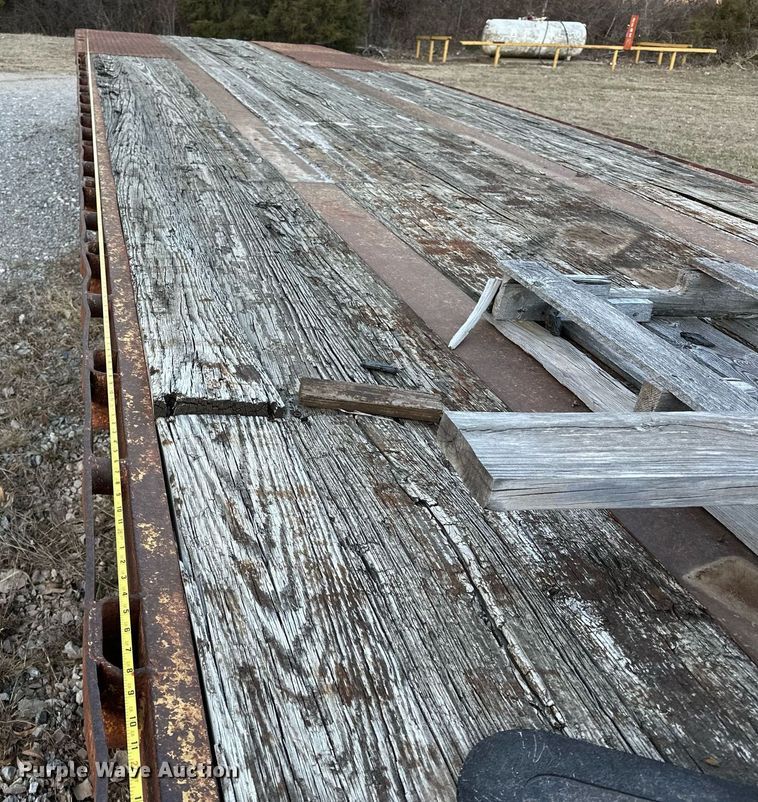 image for item LK9773 1978 Belshe T-10 drop deck trailer