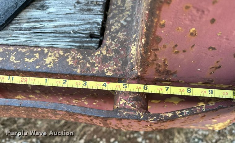 image for item LK9773 1978 Belshe T-10 drop deck trailer