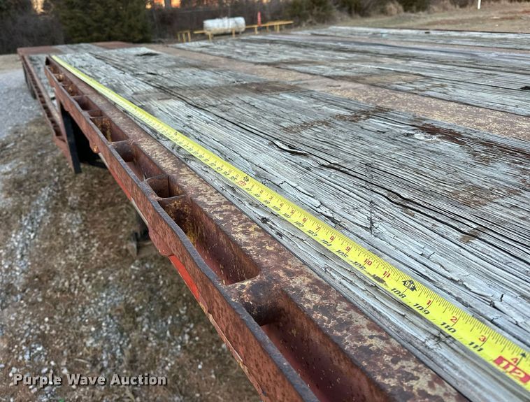 image for item LK9773 1978 Belshe T-10 drop deck trailer