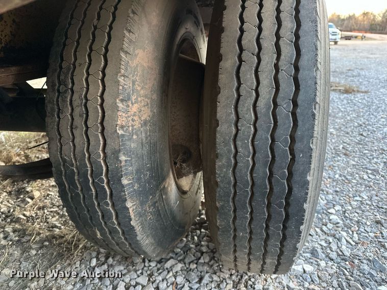 image for item LK9773 1978 Belshe T-10 drop deck trailer