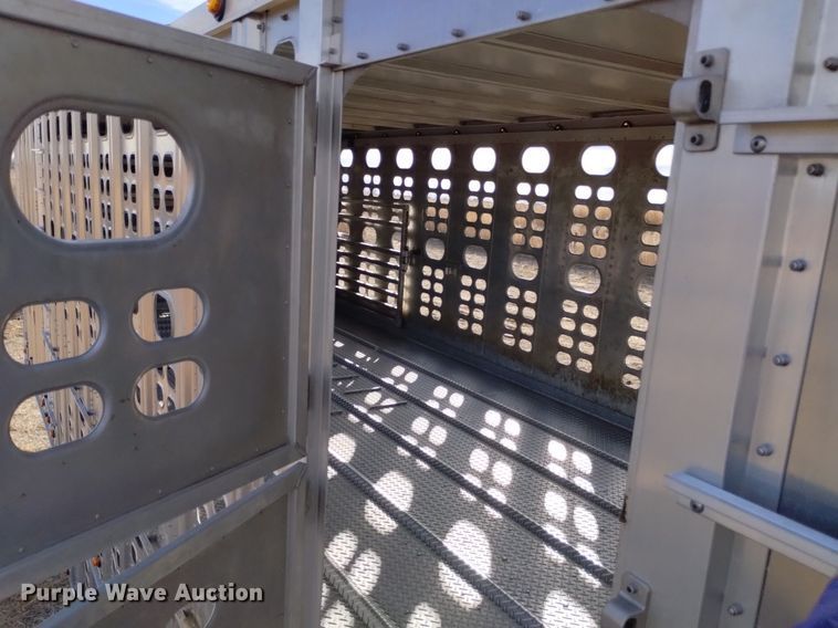 image for item LN9916 2023 Wilson  PSDCL-402 livestock trailer