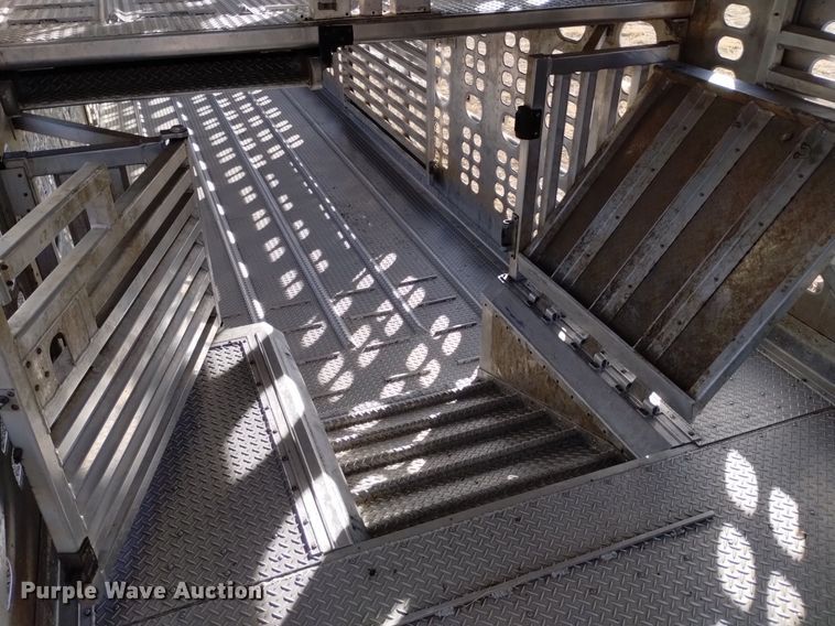 image for item LN9916 2023 Wilson  PSDCL-402 livestock trailer